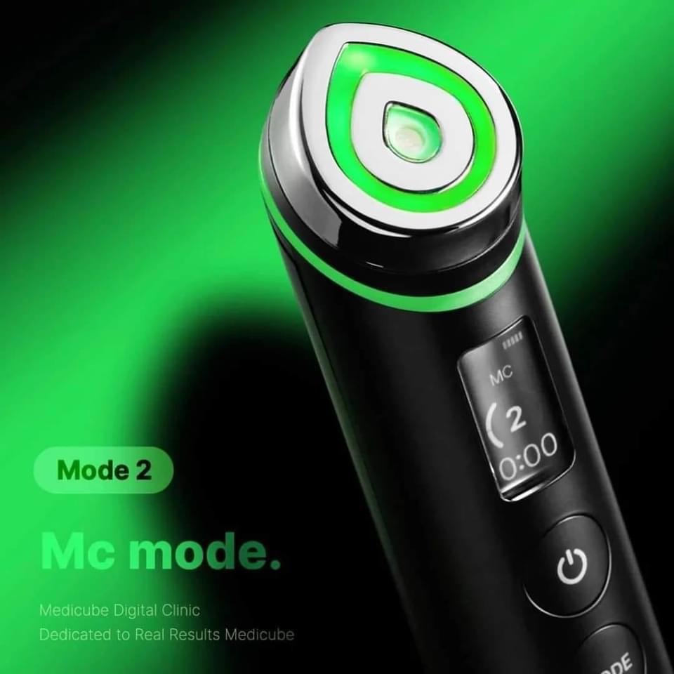 Medicube 水光針導入美容機 Age-R Booster Pro